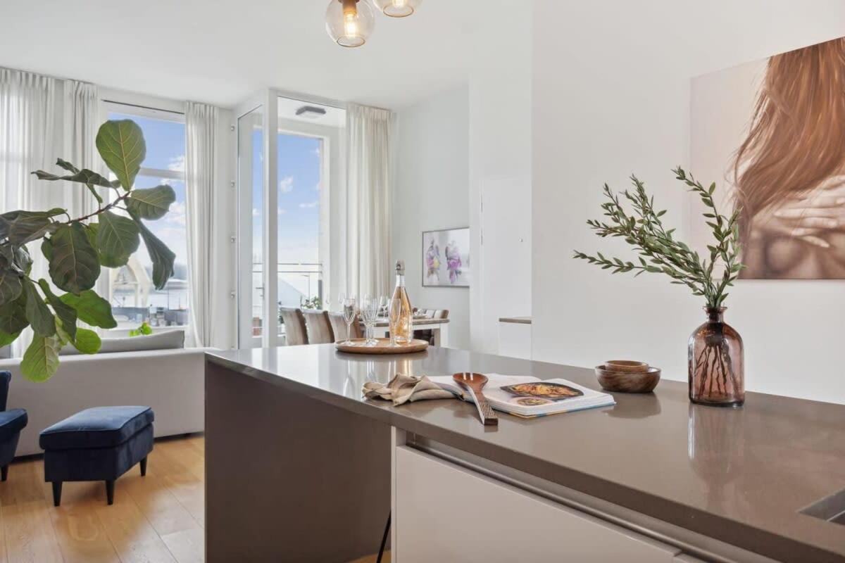 Bright Waterfront Apartment Amberes Exterior foto